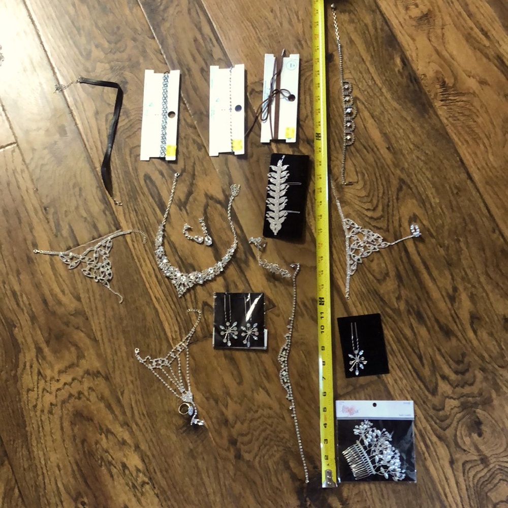Custom Jewelry lot 16 pieces